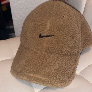 Nike Sherpa Fitted Cap